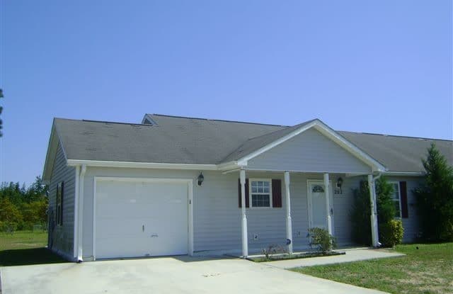 202 Faison Lane - 202 Faison Lane, Onslow County, NC 28539