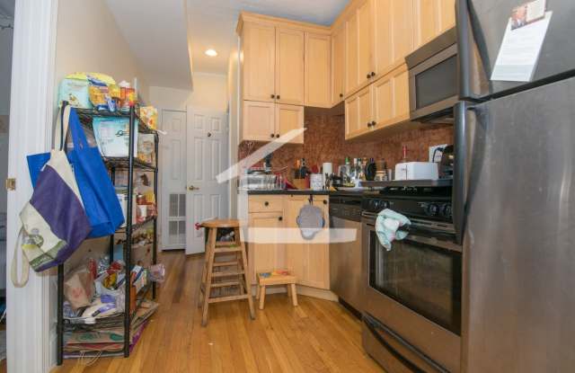 Charming 4 Bedroom-No Broker Fee photos photos