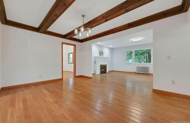 430 Piermont Avenue Gallery 4
