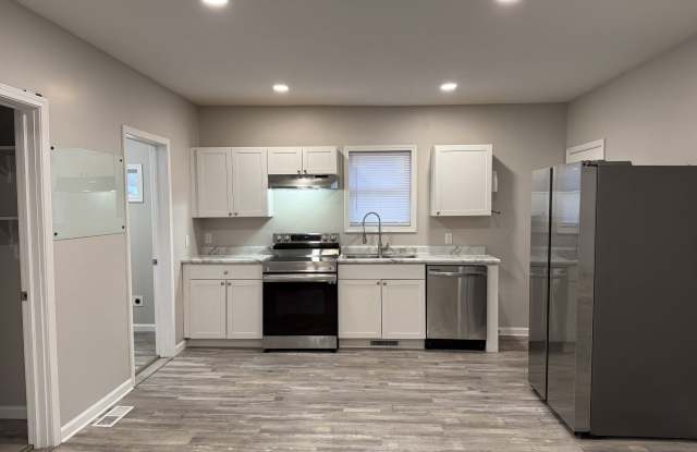 821 Hazard - 1 photos photos