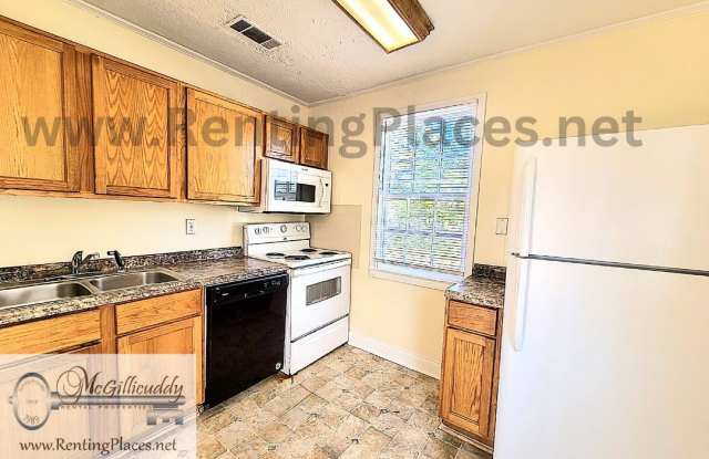 1212 Holden Dr Gallery 3