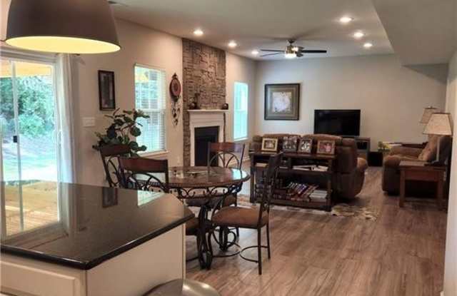 3003 Fallondale Road Gallery 4