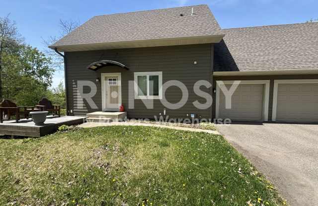 Available now - 1 Bedroom 1 Bath Condo in Golden Valley photos photos