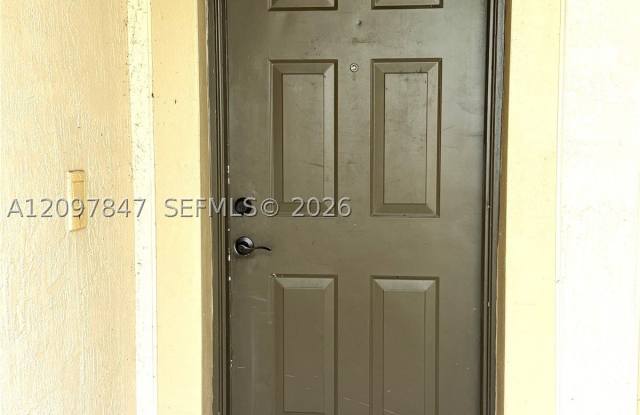 4304 SW 131st Ln Gallery 3