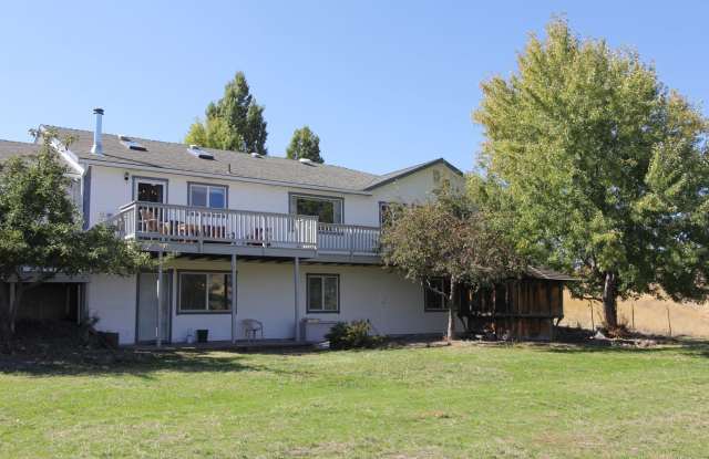 4 Bedroom 3 Bath Home Gallery 3