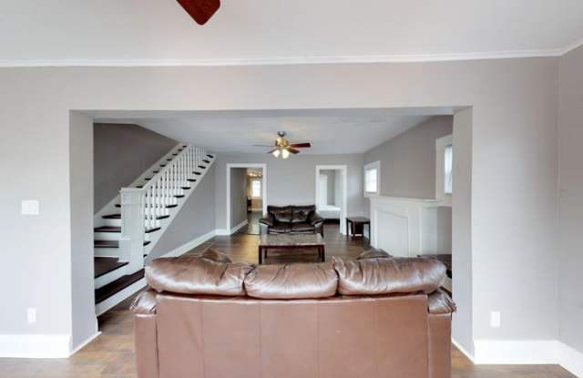 240 Lorraine Ave Gallery 2