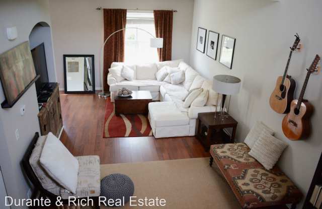 605 S Jade Lane Gallery 4