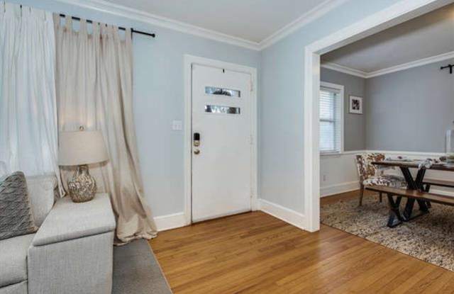 935 Scaleybark Road Gallery 3