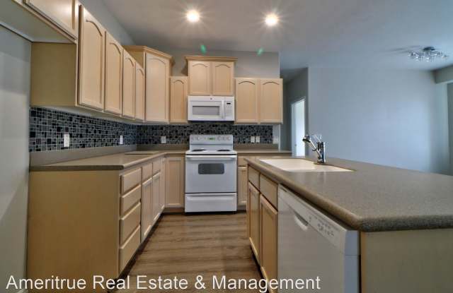 4743 West Oregon Trail Way Gallery 4