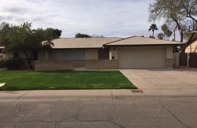 801 E CAMPUS Drive - 801 E Campus Dr, Tempe, AZ 85282