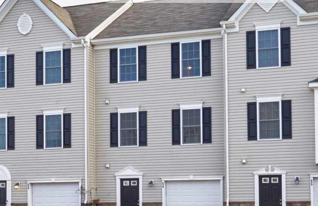3 BR/4 BA Townhome - 1720 SF in Vineland - Kings Crossing! photos photos