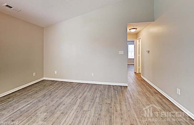 4100 Knollwood Avenue Gallery 2