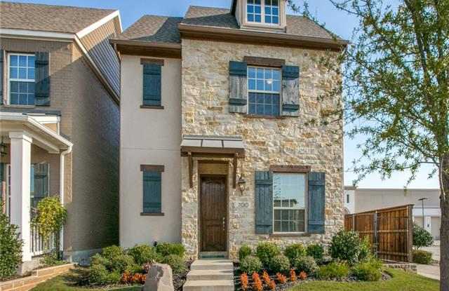 700 Northwood Drive - 700 Northwood Drive, Flower Mound, TX 75022