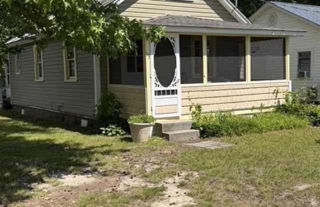 13 10TH ST photos photos