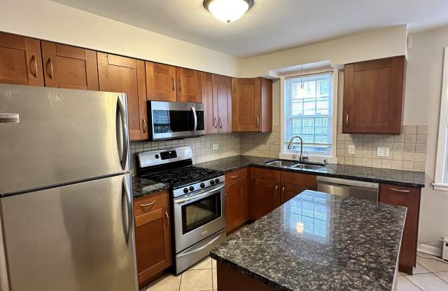 1500 W Touhy Ave - 1500 West Touhy Avenue, Park Ridge, IL 60068
