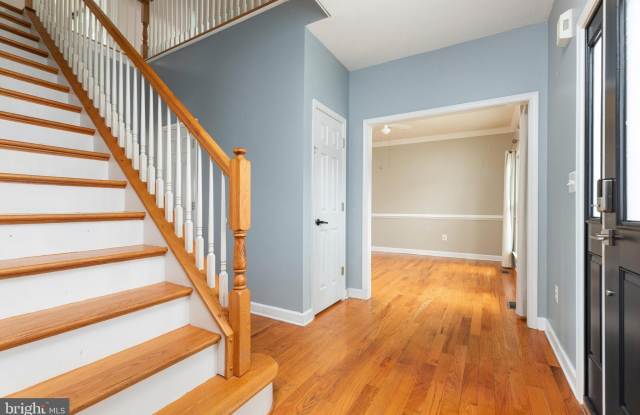 677 DELLINGER Drive Gallery 4