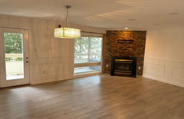 9759 LAKE SHORE Drive photos photos