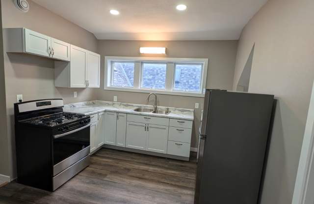 527 East Clarke Street photos photos