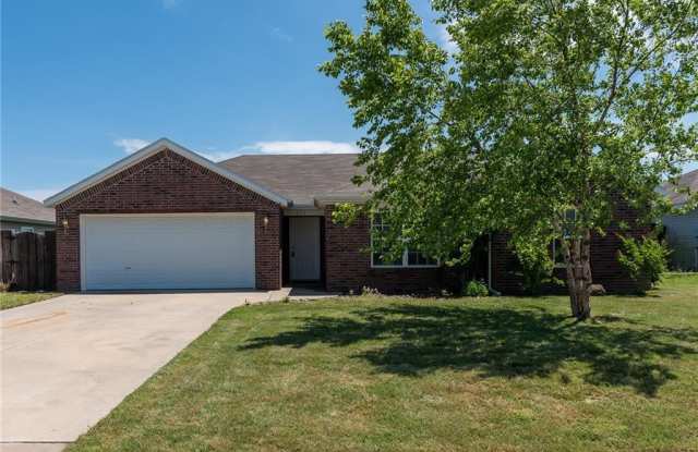 903  SW Castlewood  ST - 903 Southwest Castlewood Avenue, Bentonville, AR 72712