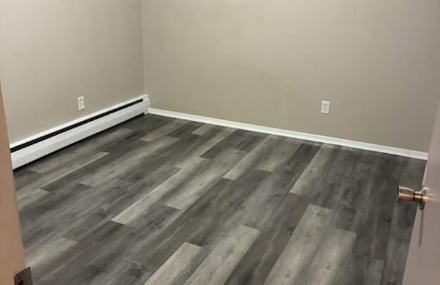 5869 Renee Court - 08 Gallery 3