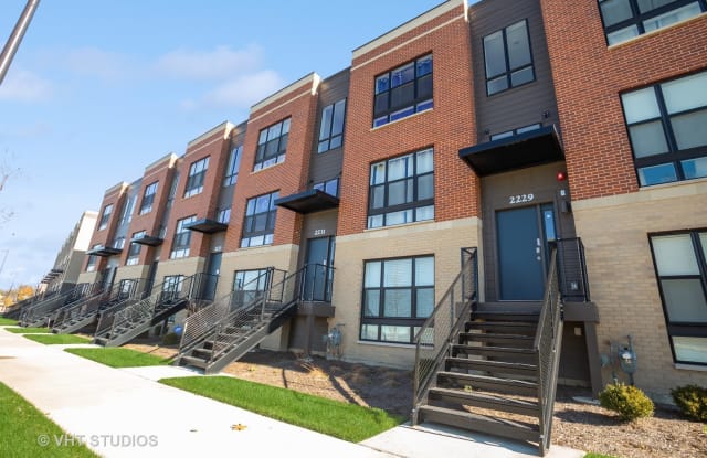 2231 Parkside Drive - 2231 Parkside Drive, Schaumburg, IL 60196