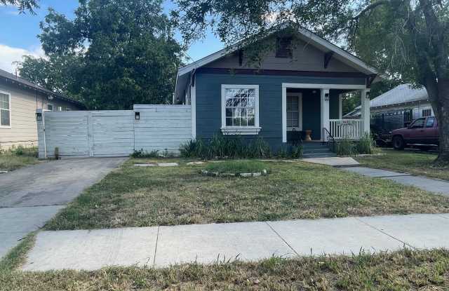 Woodlawn Gem!! photos photos