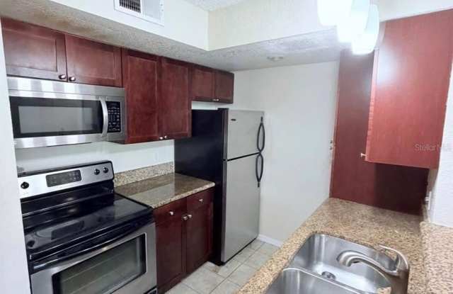 5112 CONROY Road Gallery 4