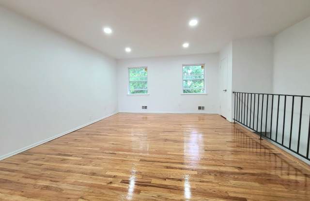 Northwood Estates/Indian Head Gallery 2