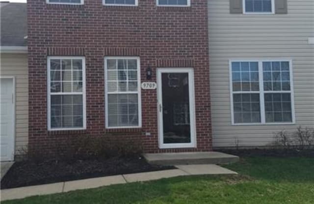 9709 Green Knoll Drive - 9709 Green Knoll Drive, Noblesville, IN 46060