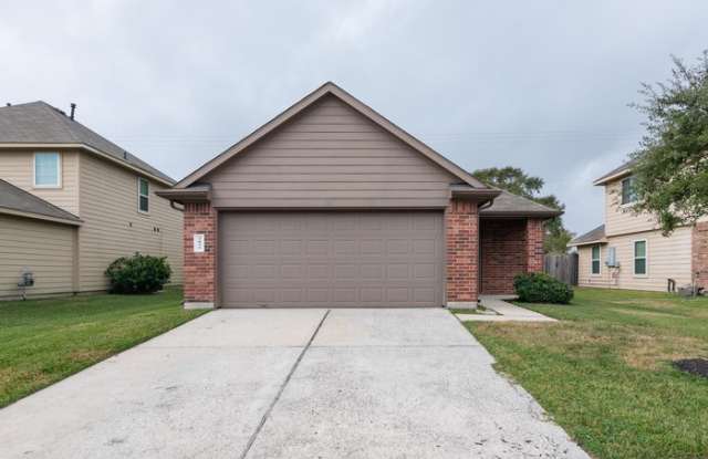 3831 Cary Creek Dr - 3831 Cary Creek Drive, Baytown, TX 77521