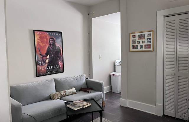 1 bedroom studio apartment in Music Square - 1406 17th Avenue South, Nashville, TN 37212