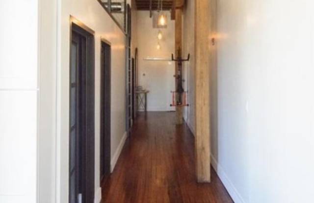 BIRMINGHAM DOWNTOWN CONDO FOR LEASE Gallery 3