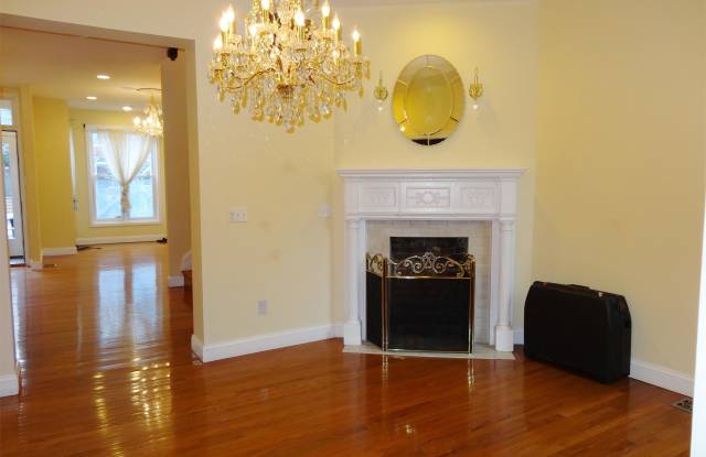 1725 U Street NW Gallery 3