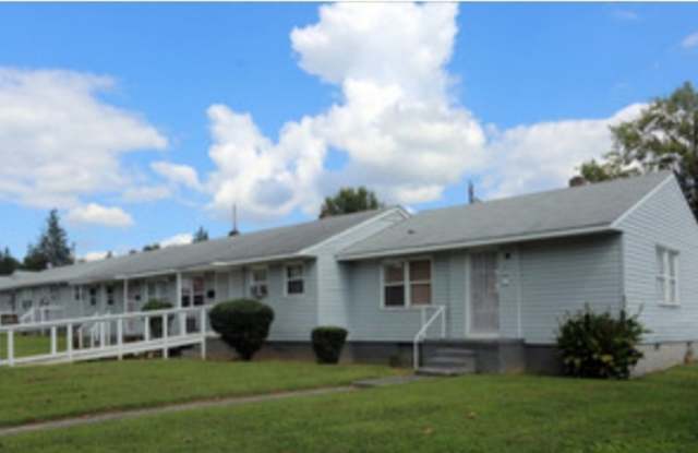 NEW MANAGEMENT! Villas at Park Terrace Charming 3 Bed 1 Bath Near Downtown and WSSU Gallery 3