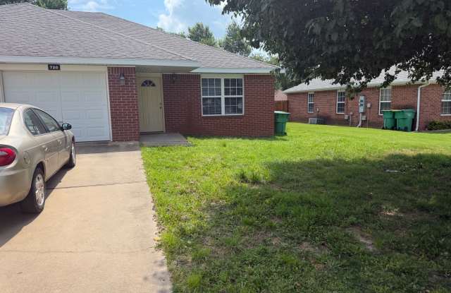 720 Appleridge Drive photos photos