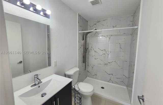 14382 SW 258th Ln Gallery 3