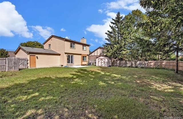 2018 Brinston Drive Gallery 2