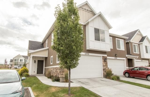 1878 W PARK HEIGHTS DR - 1878 W Park Heights Dr, Riverton, UT 84065