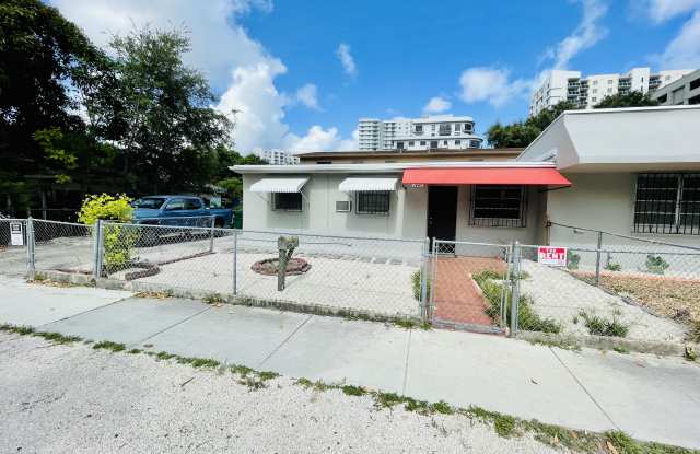 1447 Nw 16th Ave photos photos