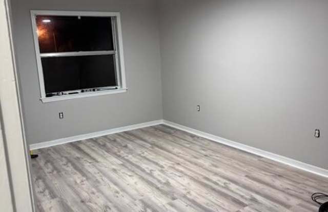 265 Spring Drive - 3#3 Gallery 4
