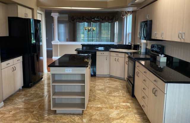 8480 Maybelle Dr Gallery 2