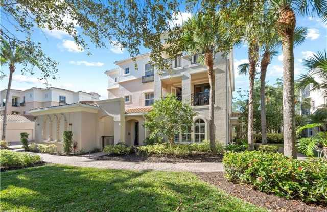 2809 Tiburon Blvd E unit: 2 photos photos