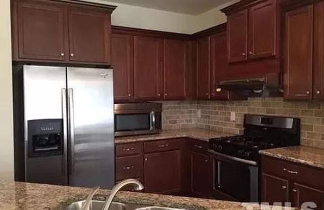 Room in 3 Bedroom Home at Sangre de Cristo Dr photos photos