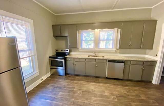 206 Bethpage Road Gallery 4