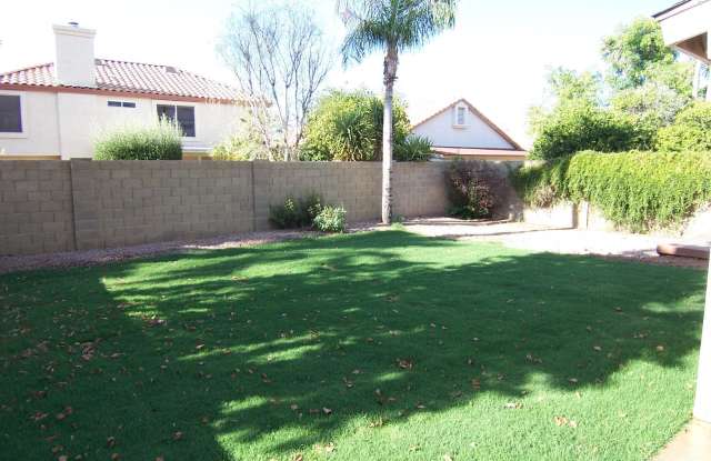 2306 E MILLBRAE Court Gallery 3