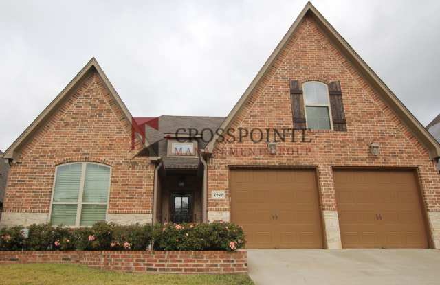 Gorgeous 3 bed 2 bath home in Hadley Court! photos photos