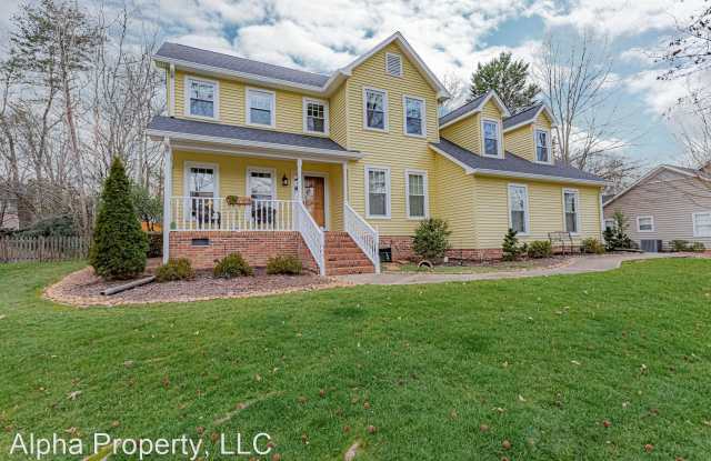 102 Comstock Ct Gallery 3