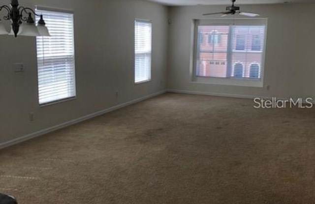 8859 WHITE SAGE LOOP Gallery 3