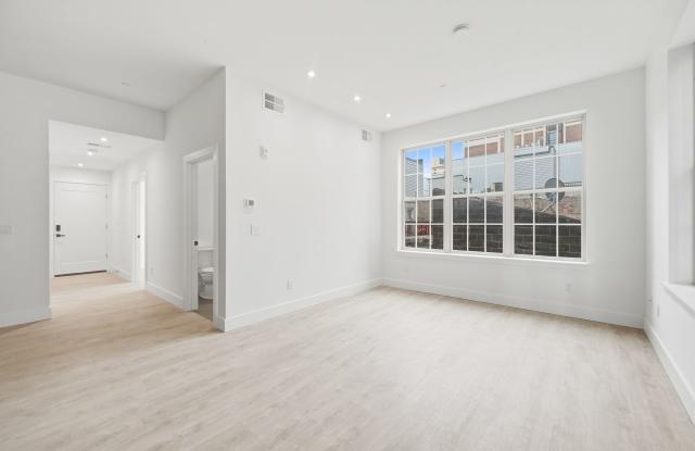 326 North 12th Street Gallery 3