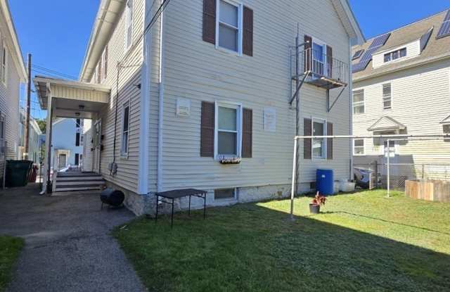 32 Agawam St Gallery 1